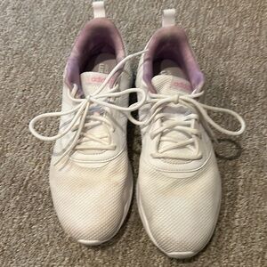 Women’s adidas cloud foam size 8.5